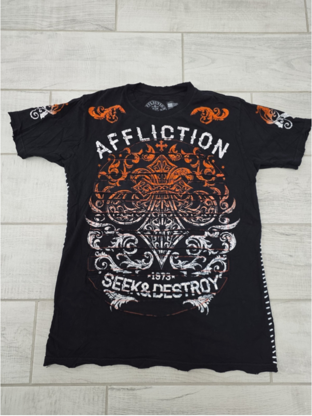 Affliction Orange and White Shirt Size Large